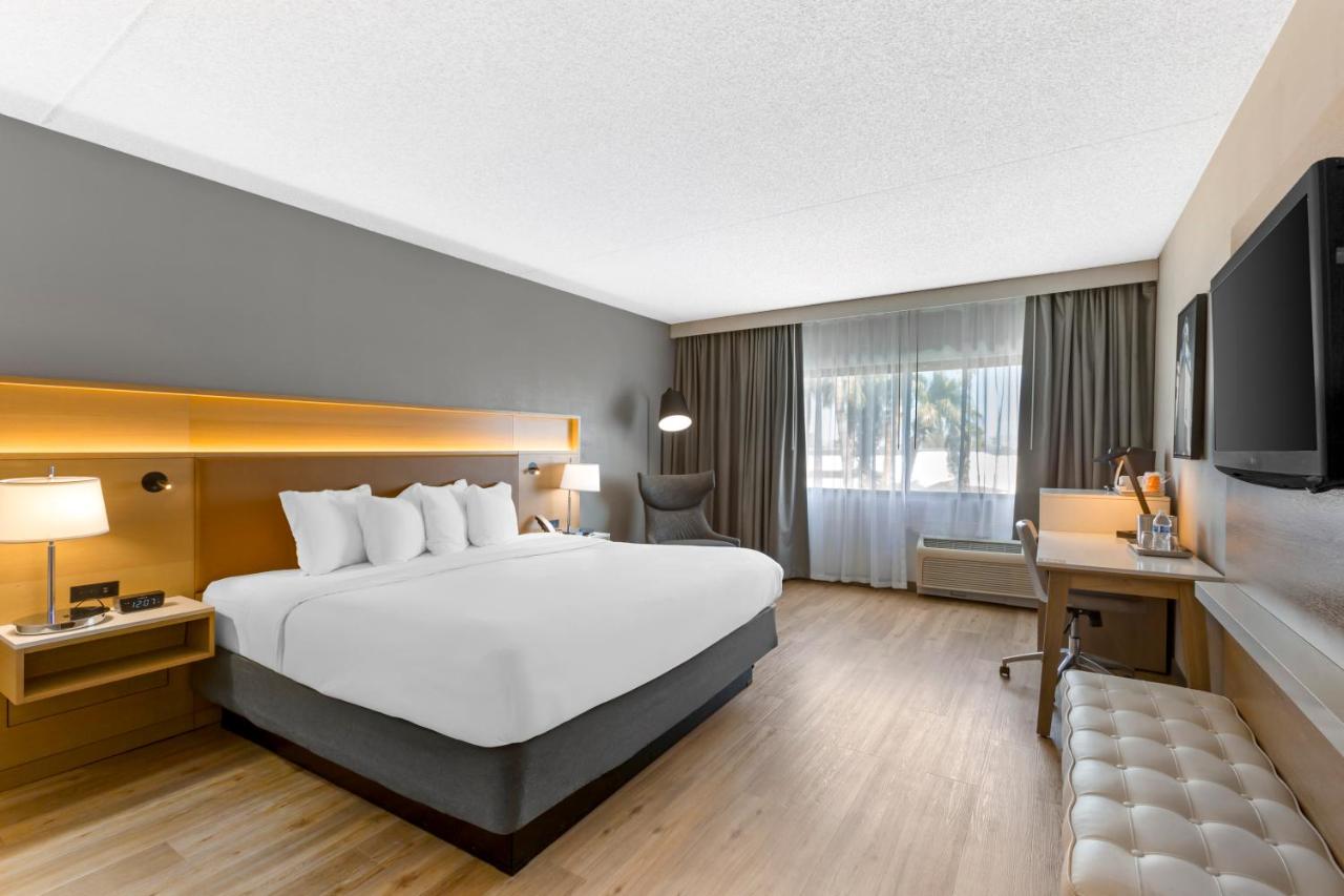 King Room - Non Smoking at Radisson Hotel Casa Grande