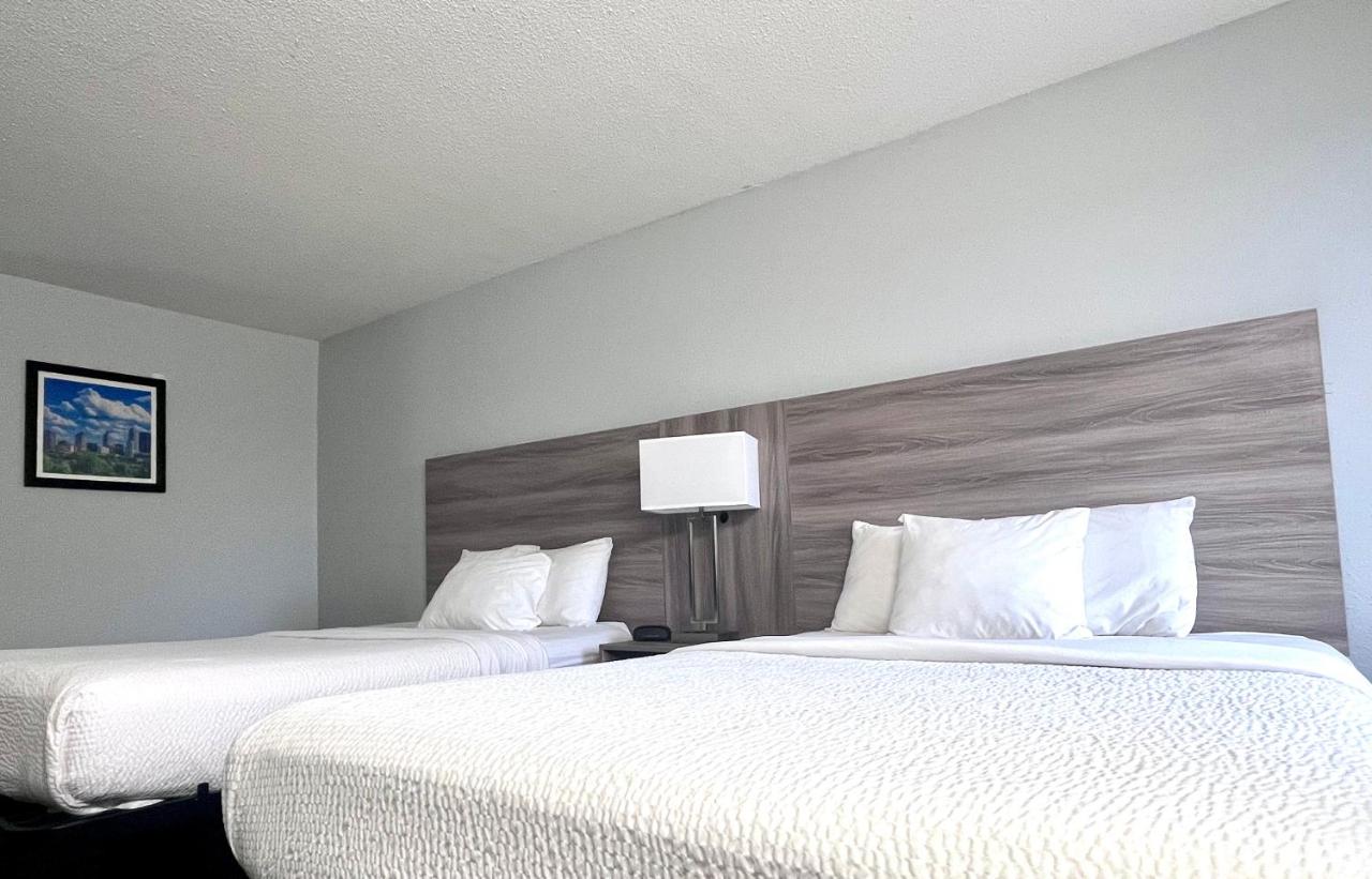 Queen Room with Two Queen Beds - Non-Smoking at Baymont by Wyndham Indianapolis South