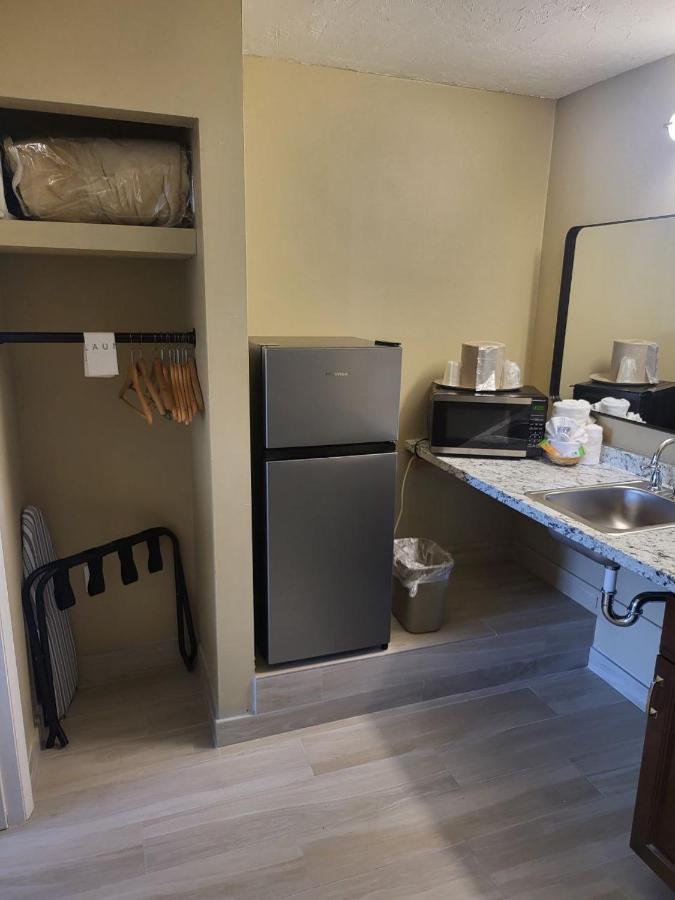 Double Room - Disability Access at Gulfcoast Inn Naples