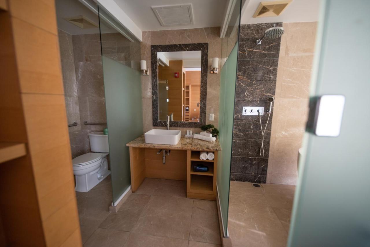 King Room with Spa Bath at The One Boutique Hotel