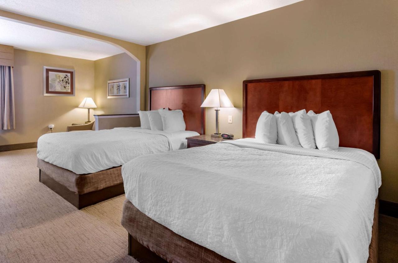 Queen Room with Two Queen Beds with Sofa Bed at Best Western Plus Inn at Hunt Ridge