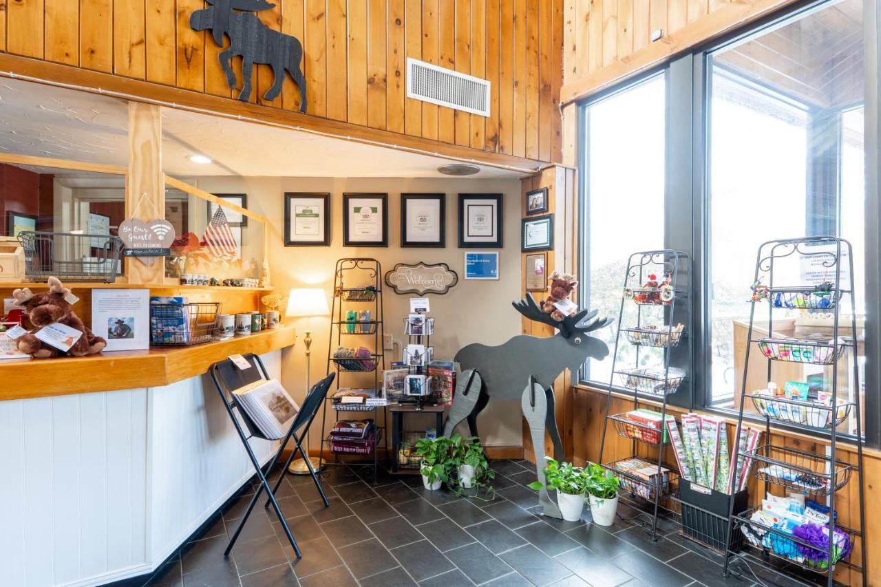 | Fireside Inn & Suites Gilford