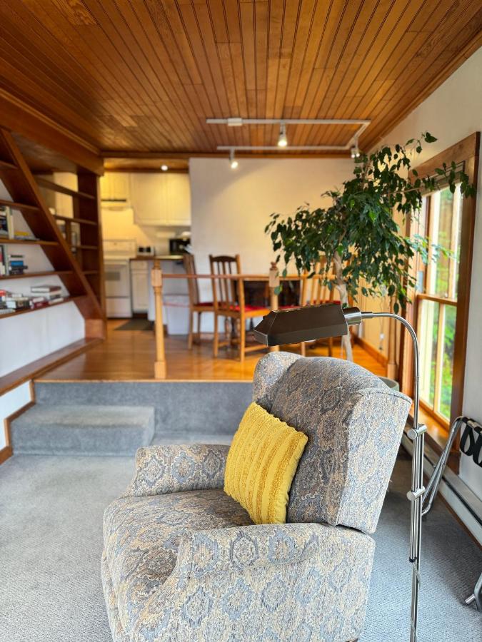 | Inn At Creek Street