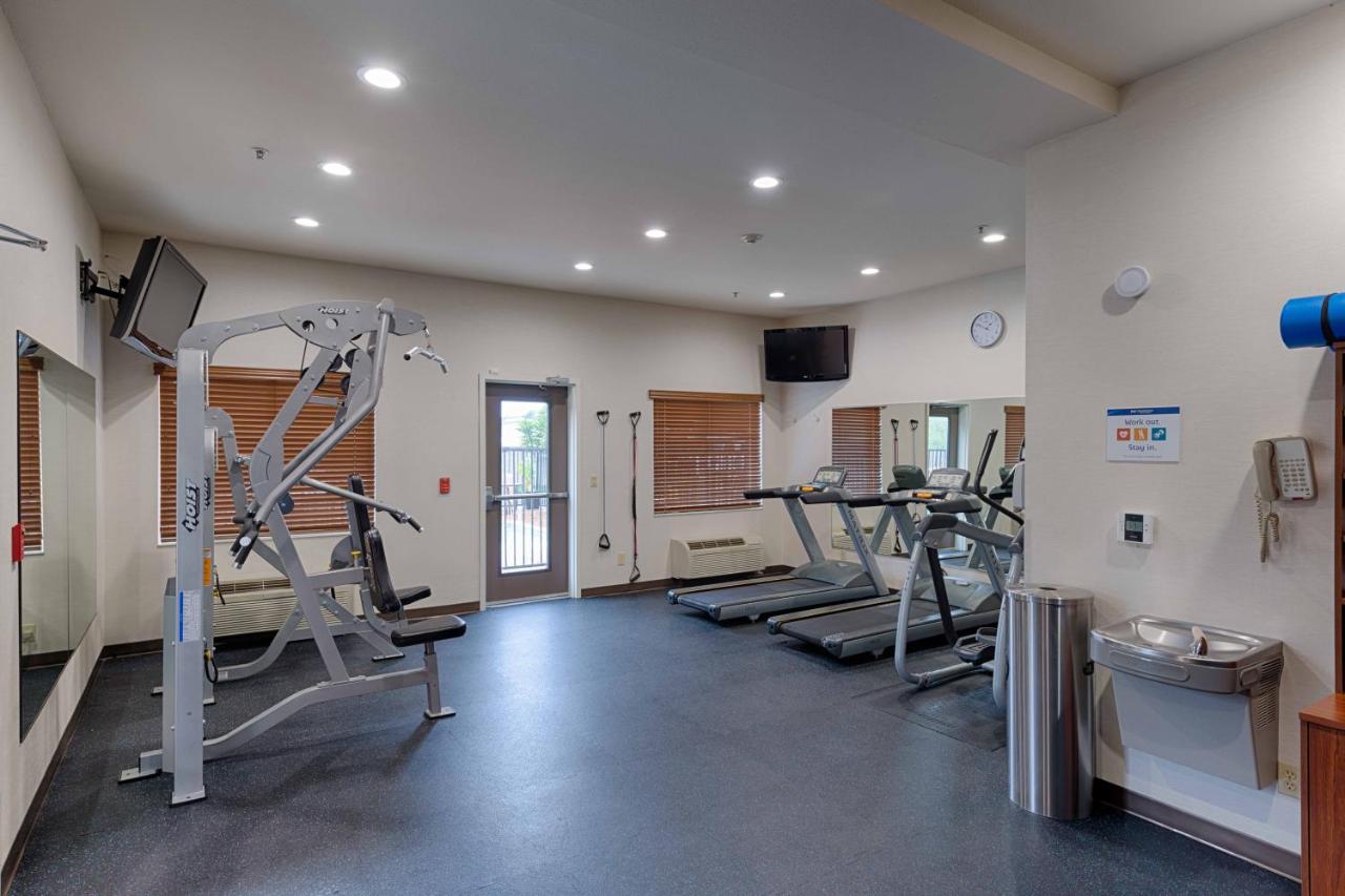| Best Western Plus Delta Inn & Suites