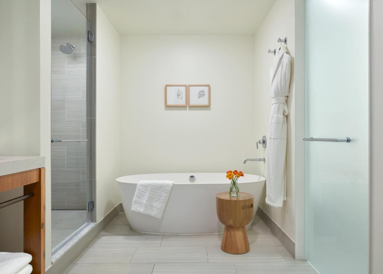 King Spa Suite at Limelight Hotel Denver