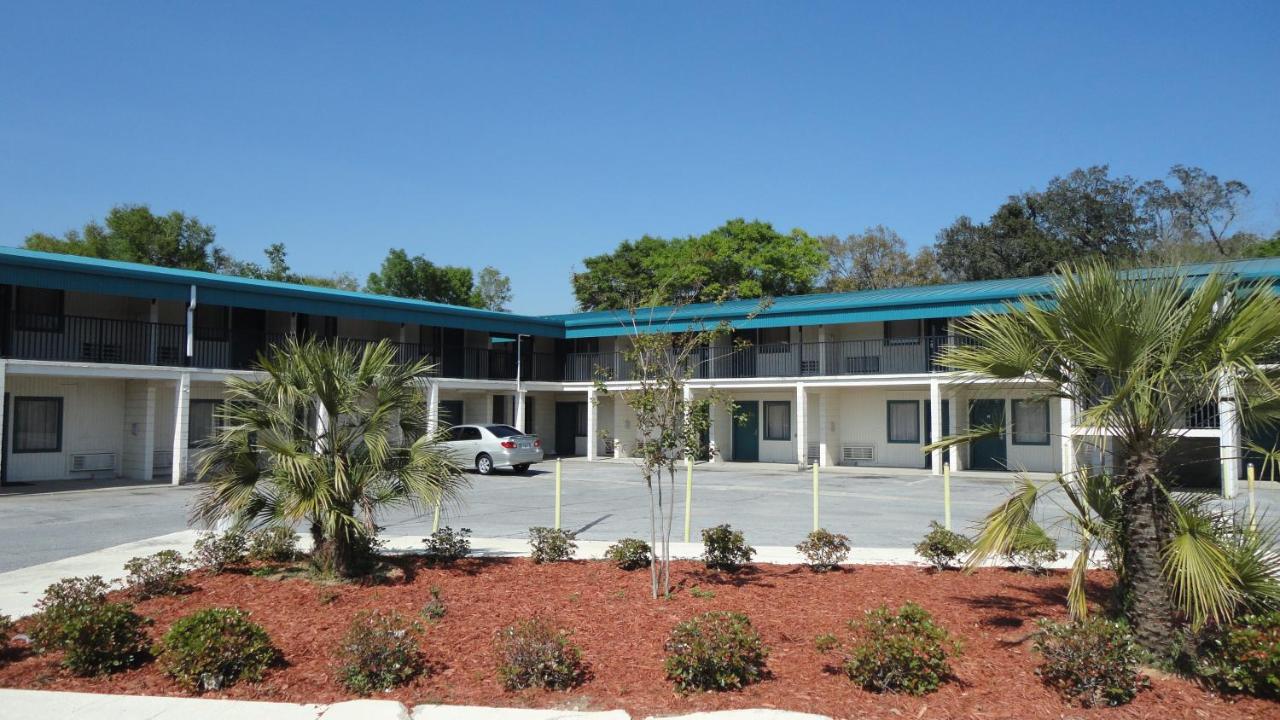 | Western Inn - Pensacola