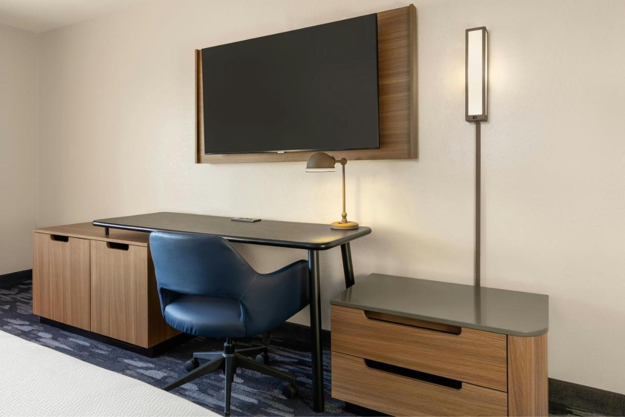  | Fairfield Inn & Suites Minneapolis St. Paul / Roseville