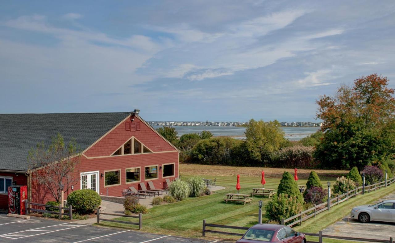 | Misty Harbor Resort