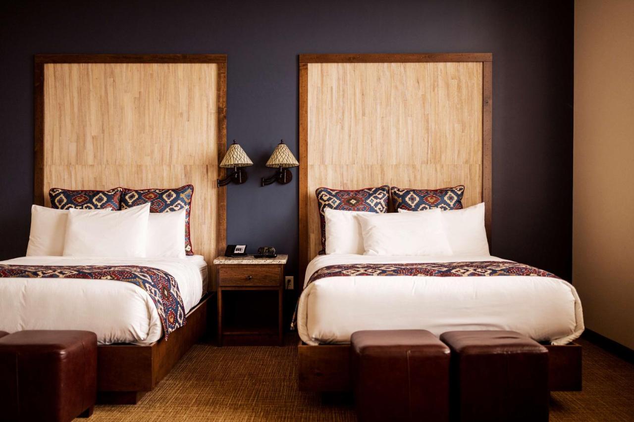 | Tailwater Lodge Altmar, Tapestry Collection By Hilton