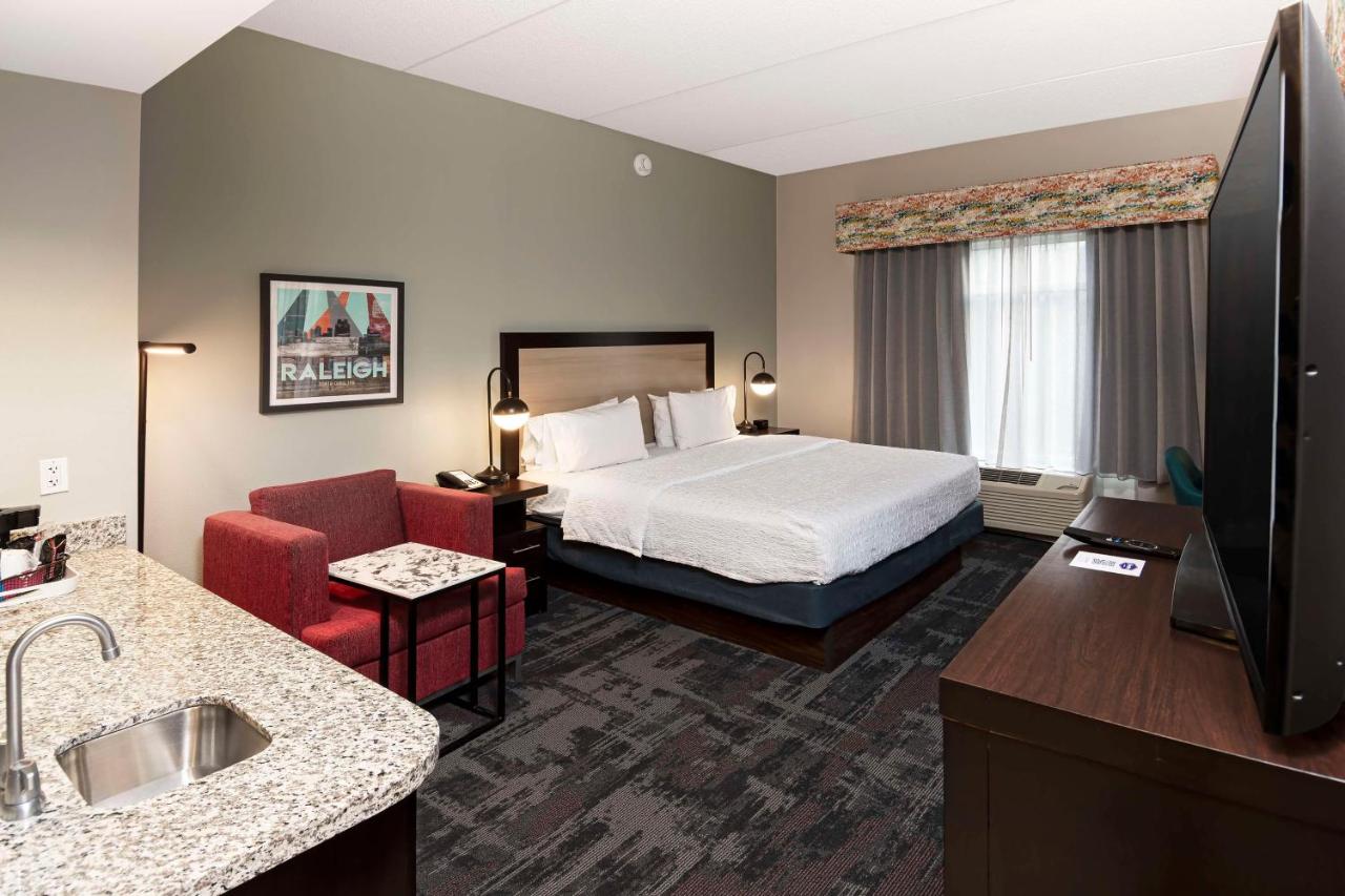 Deluxe King Room - Non-Smoking at Hampton Inn & Suites Raleigh Downtown