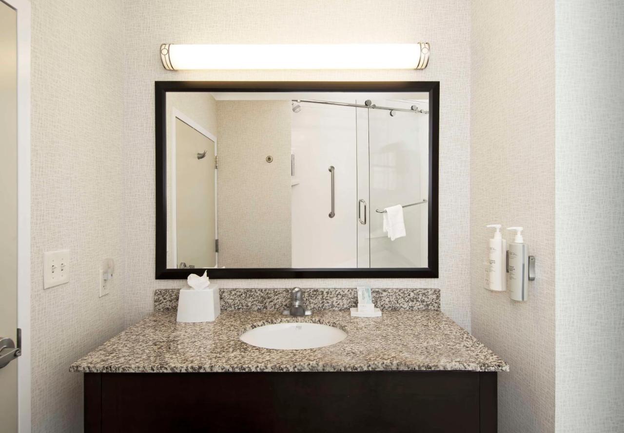Deluxe King Room - Non-Smoking at Hampton Inn & Suites Raleigh Downtown
