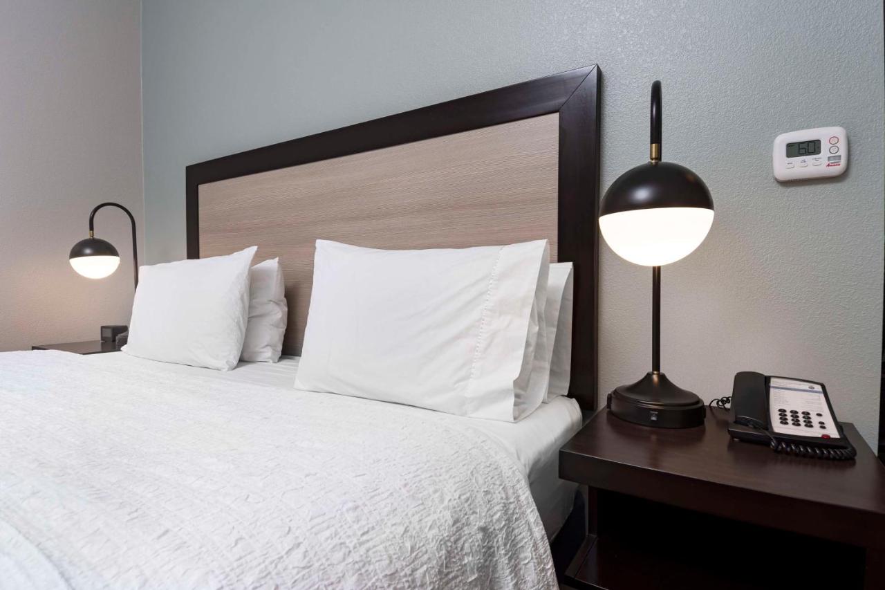 King Room - Non-Smoking at Hampton Inn & Suites Raleigh Downtown