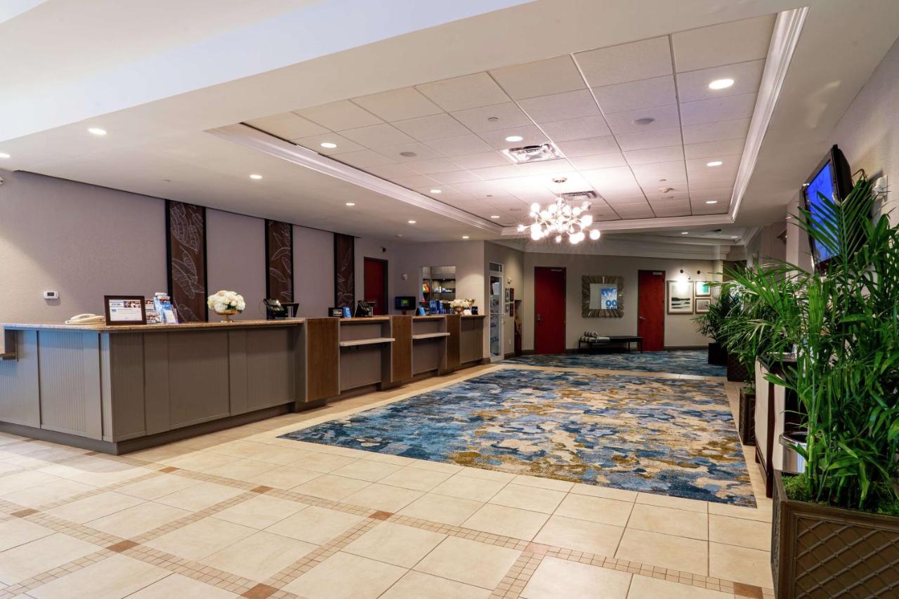| Hilton Melbourne Beach Oceanfront