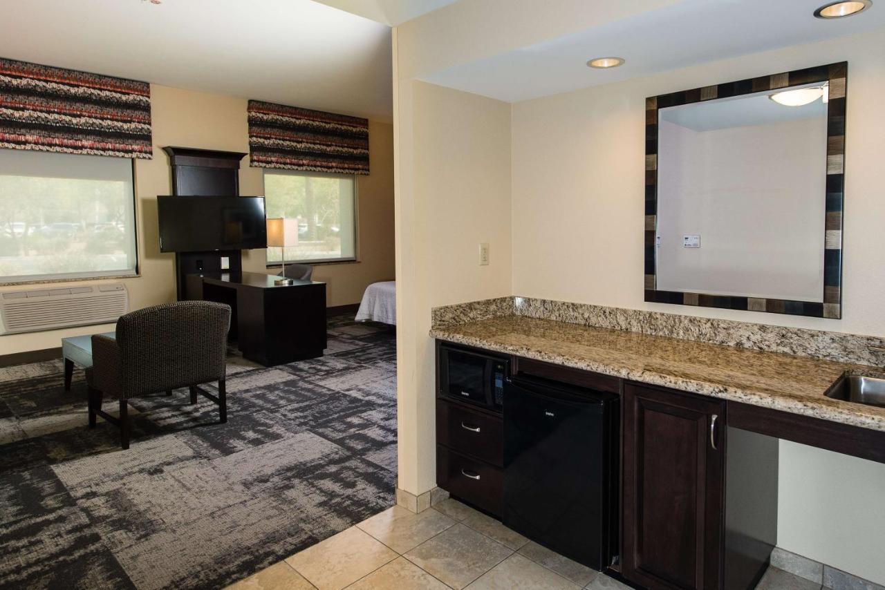 King Studio at Hampton Inn & Suites Phoenix Chandler-Fashion Center AZ
