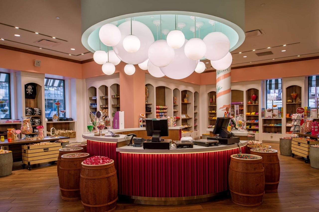 | St. Louis Union Station Hotel, Curio Collection by Hilton