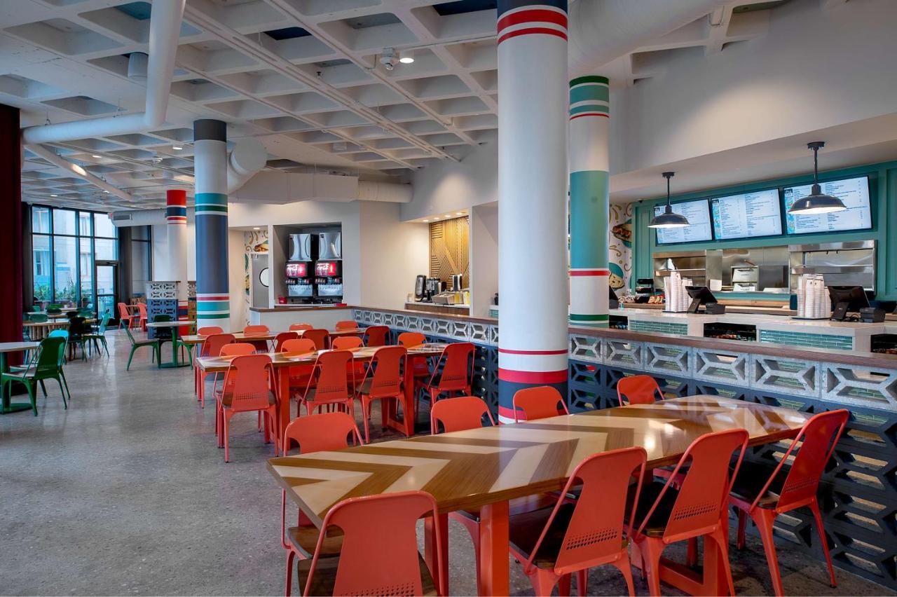 | St. Louis Union Station Hotel, Curio Collection by Hilton