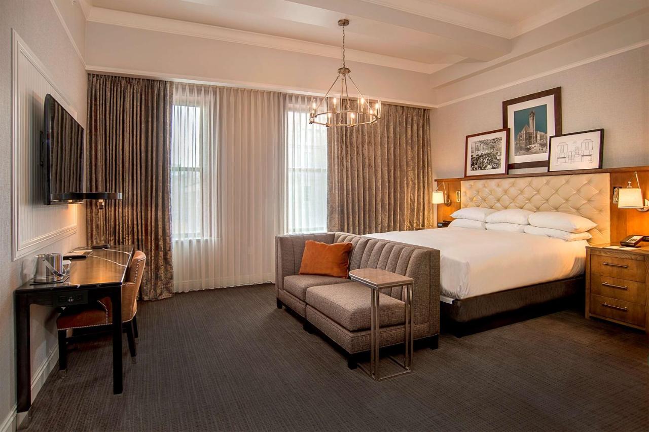 | St. Louis Union Station Hotel, Curio Collection by Hilton