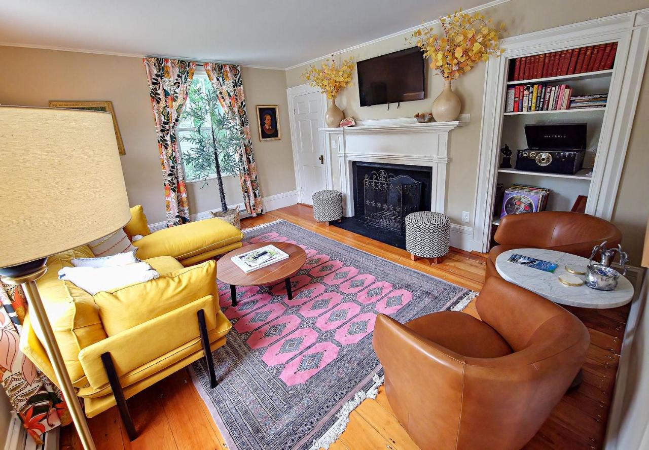  | Sally Webster Inn