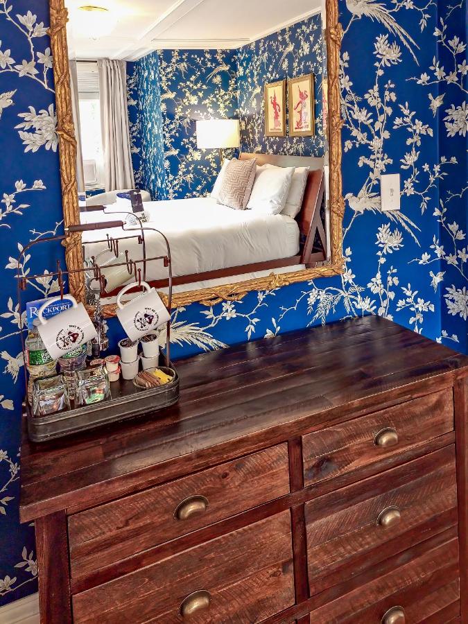  | Sally Webster Inn