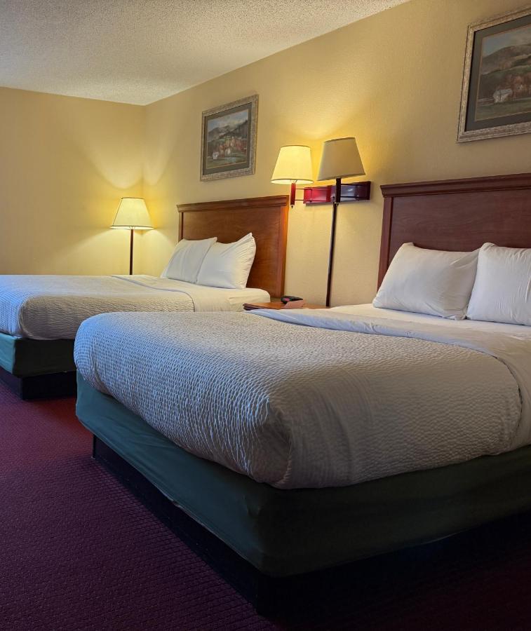  | Days Inn by Wyndham Mount Hope