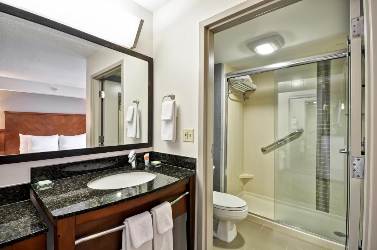 King Room with Sofa Bed at Hyatt Place Minneapolis Airport-South