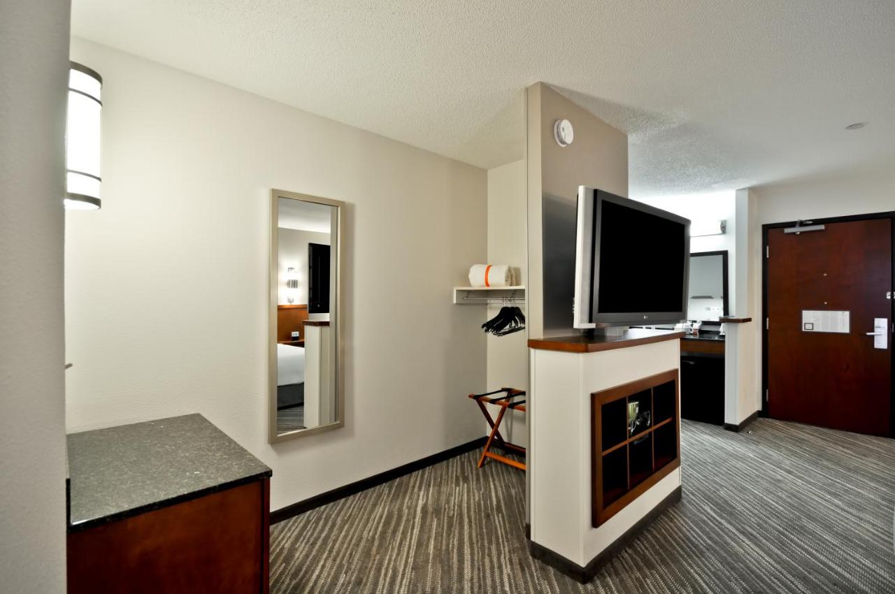 King Room with Sofa Bed at Hyatt Place Minneapolis Airport-South