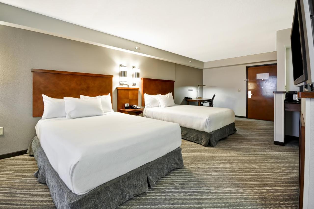Double Room with Two Double Beds and Bathtub - Disability Access at Hyatt Place Minneapolis Airport-South