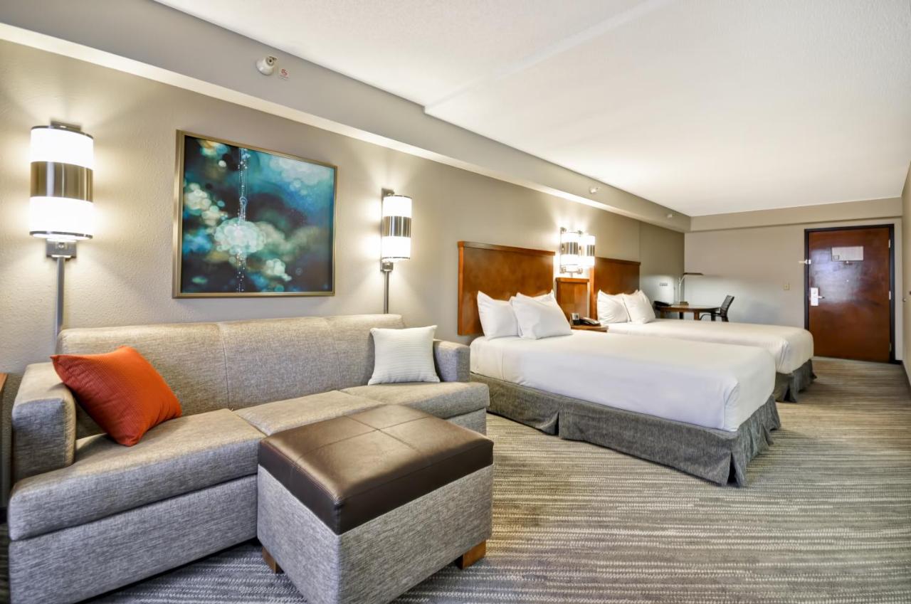 Double Room with Two Double Beds and Bathtub - Disability Access at Hyatt Place Minneapolis Airport-South