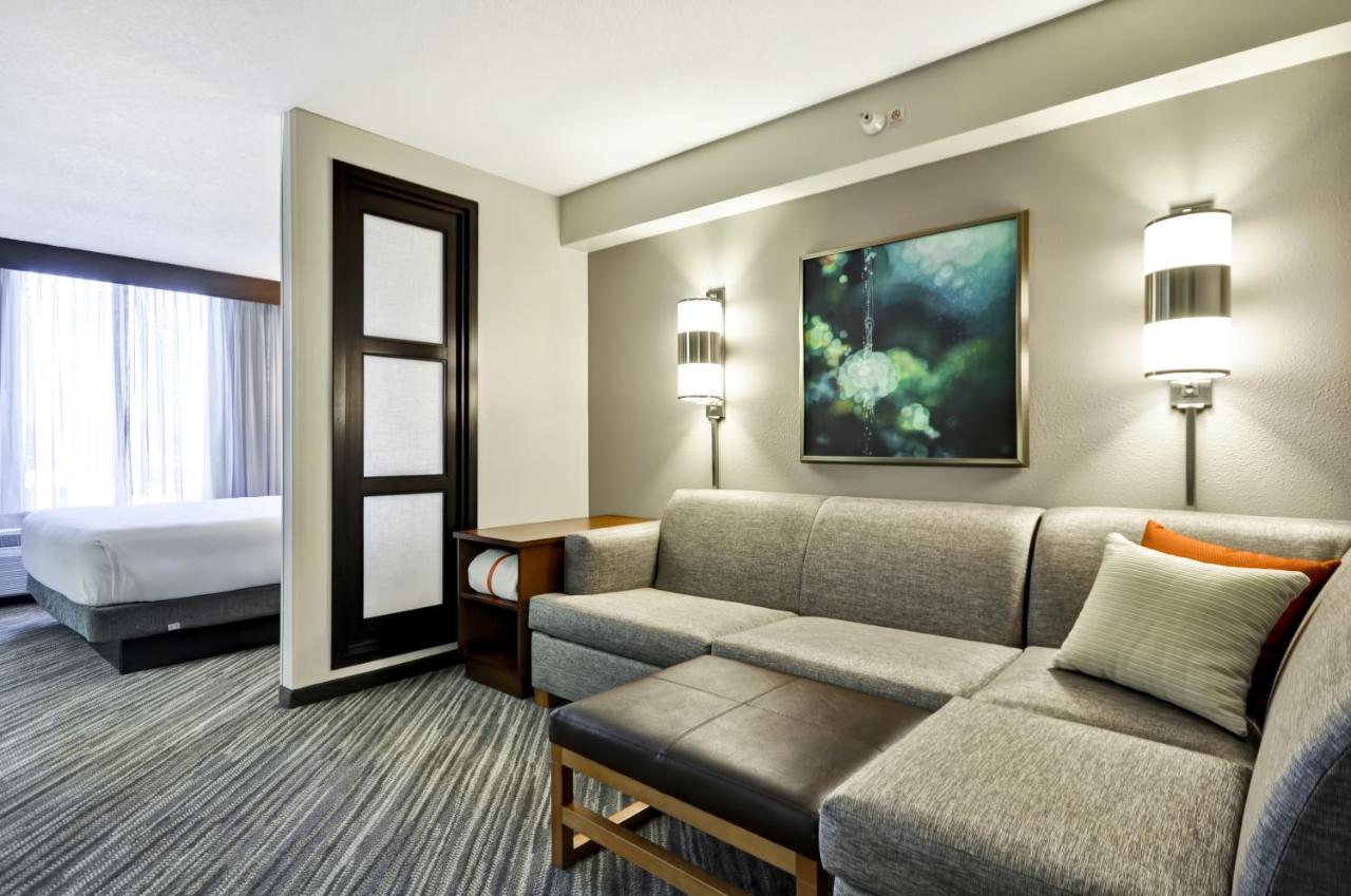 King Room with Sofa Bed at Hyatt Place Minneapolis Airport-South