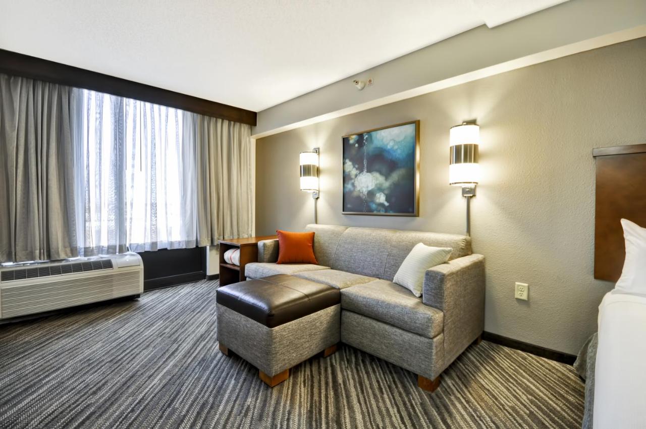 King Room with Bathtub - Accesible at Hyatt Place Minneapolis Airport-South