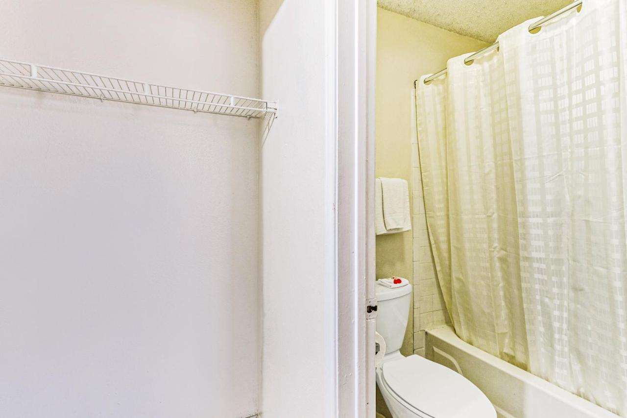 | OYO Hotel San Antonio Lackland near Seaworld