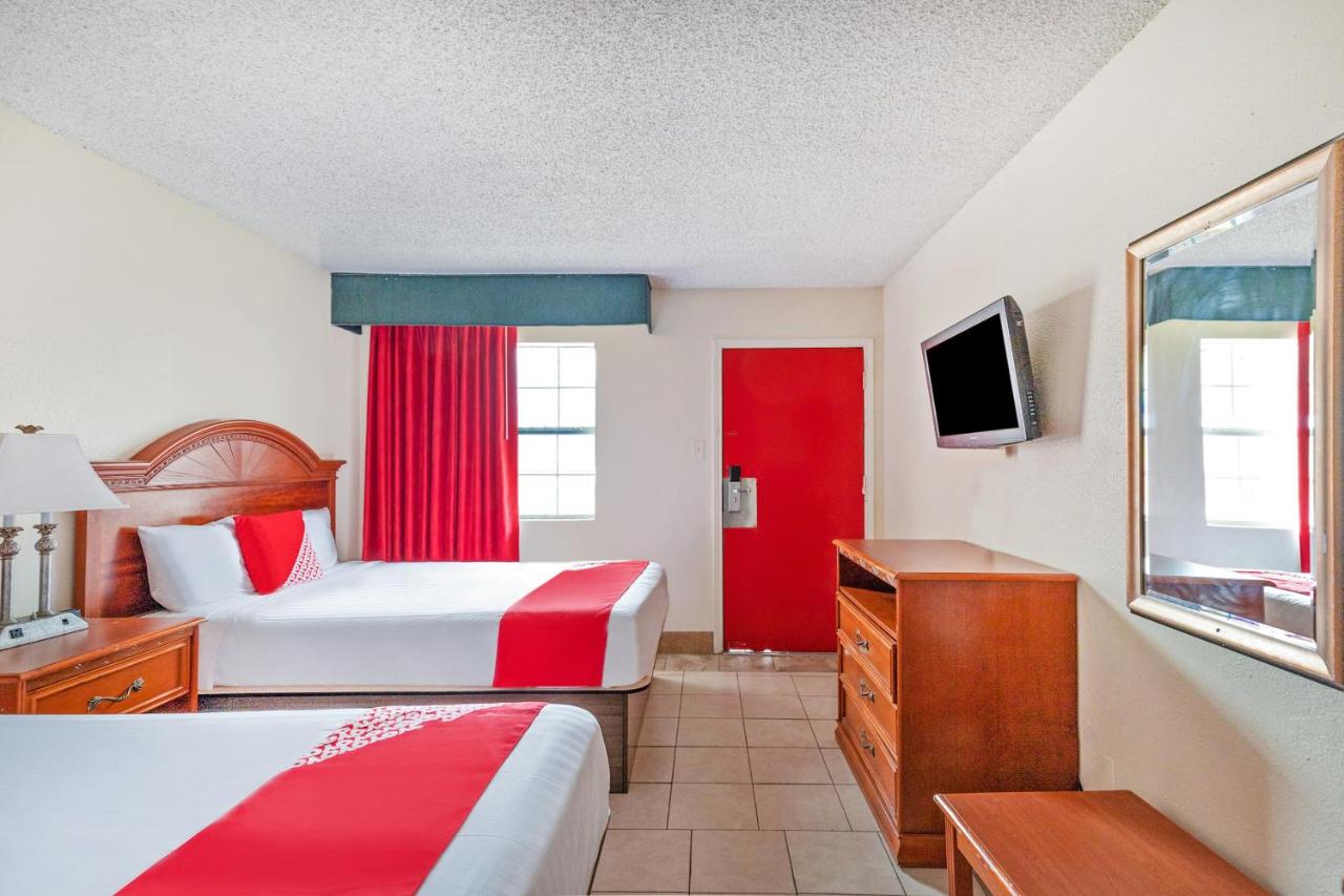 | OYO Hotel San Antonio Lackland near Seaworld