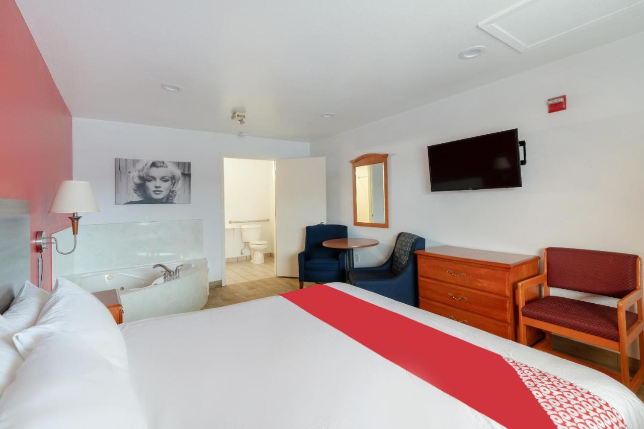 | OYO Hotel San Antonio near AT&T Center