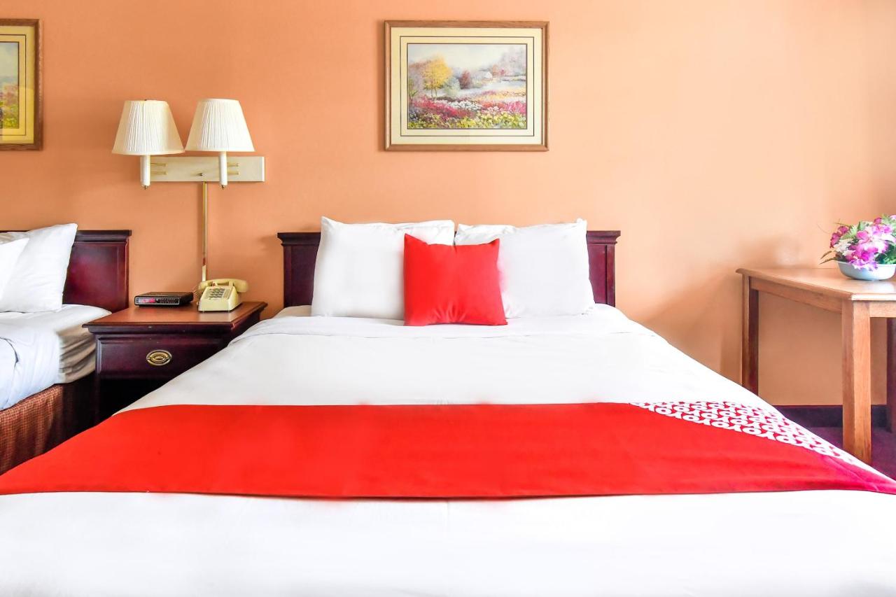 | OYO Hotel Tyler Lindale
