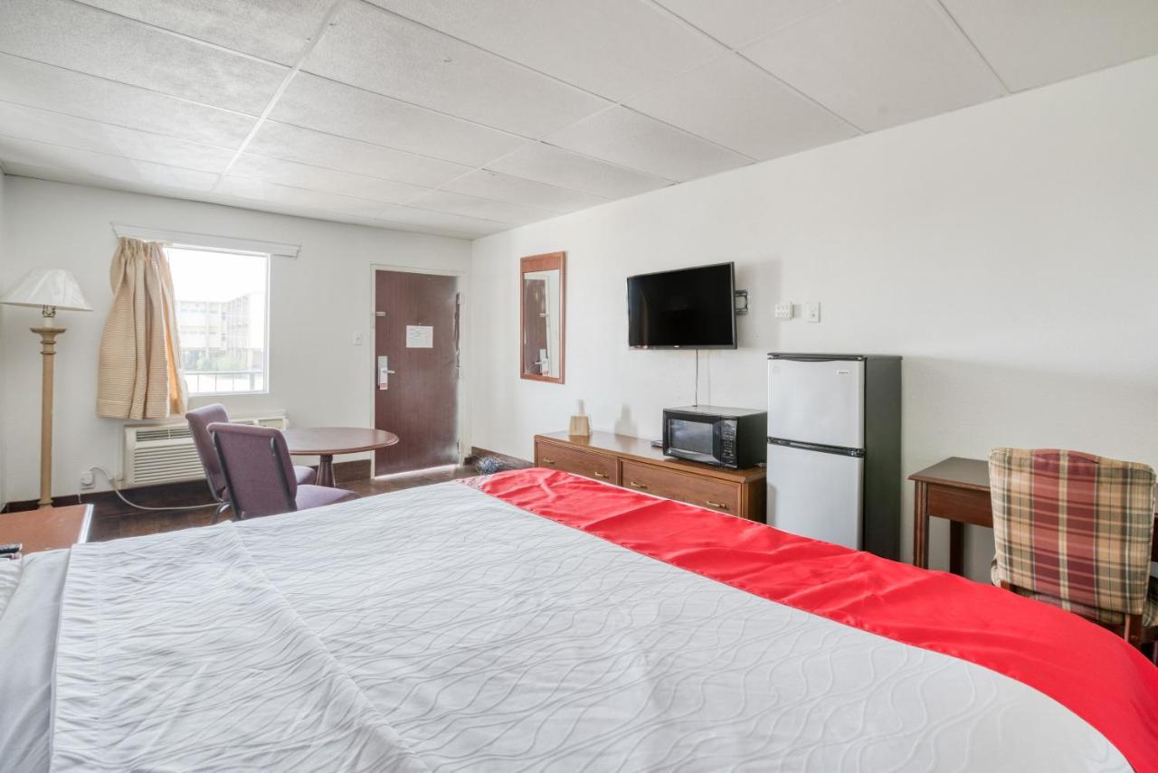  | OYO Hotel San Antonio Lackland Air Force Base West