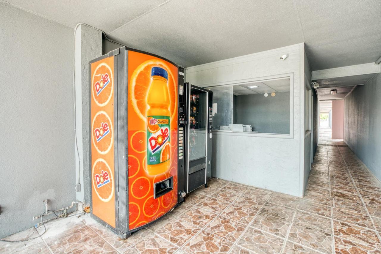  | OYO Hotel San Antonio Lackland Air Force Base West