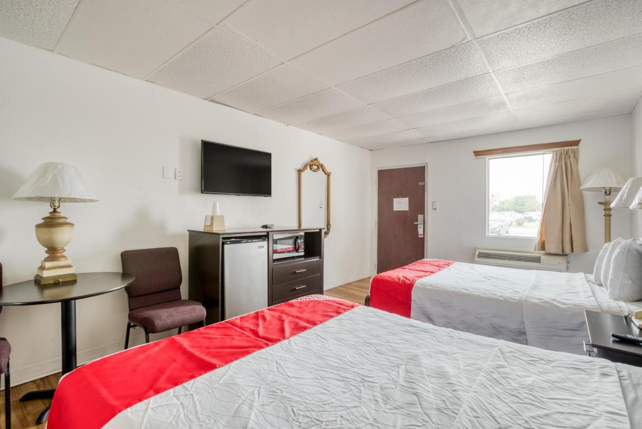  | OYO Hotel San Antonio Lackland Air Force Base West