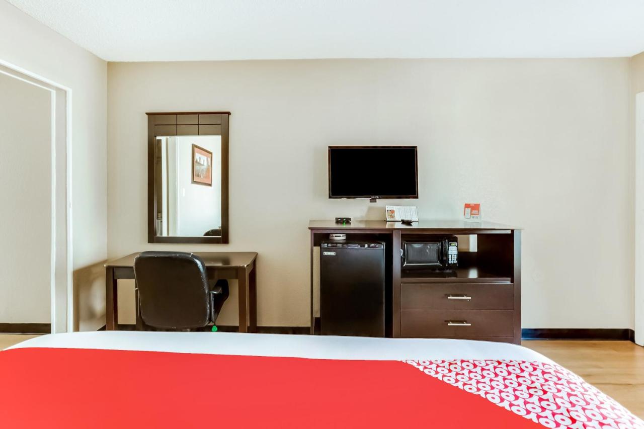 OYO Hotel Tyler Northwest Mineola Hwy