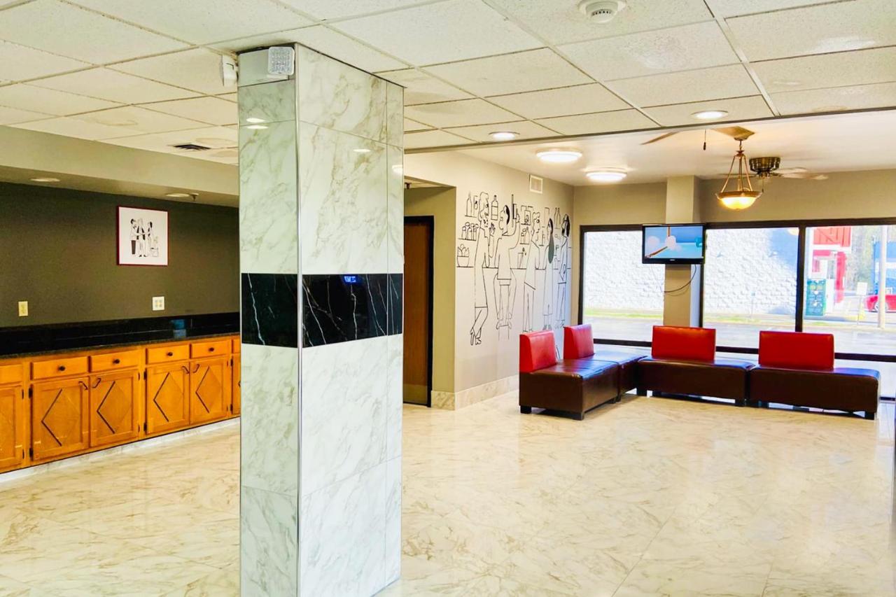 | OYO Townhouse Inn Jacksonville AR