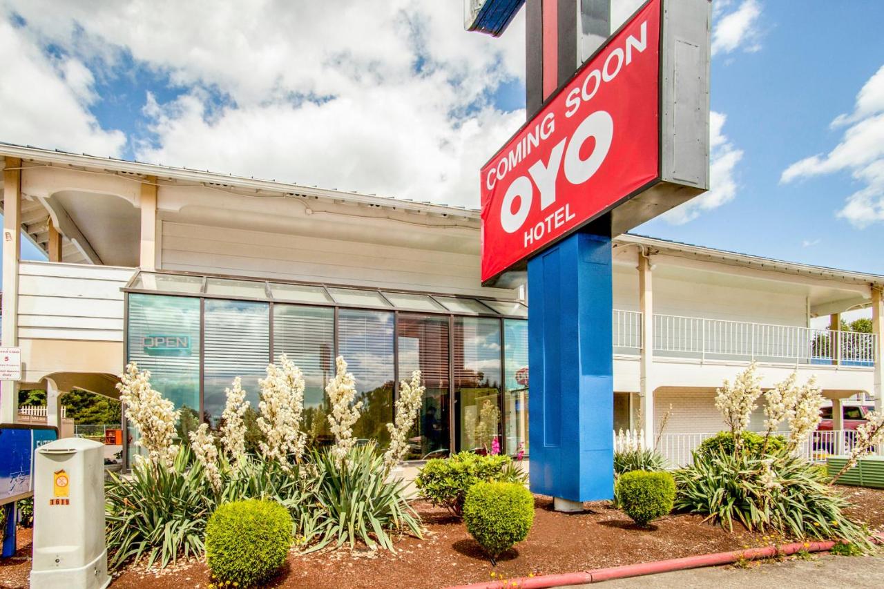 | OYO Hotel Centralia