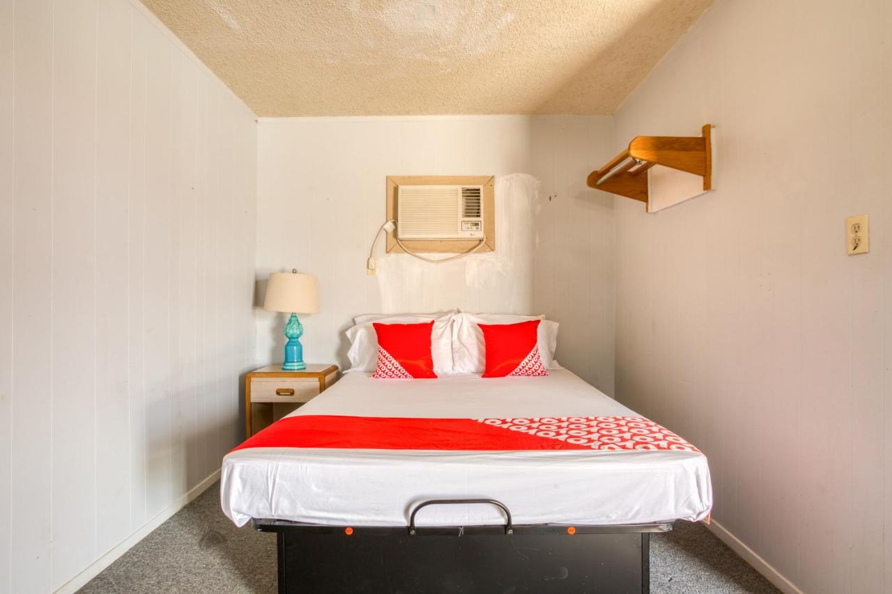 | OYO Hotel Breckenridge TX Hubbard Creek Lake