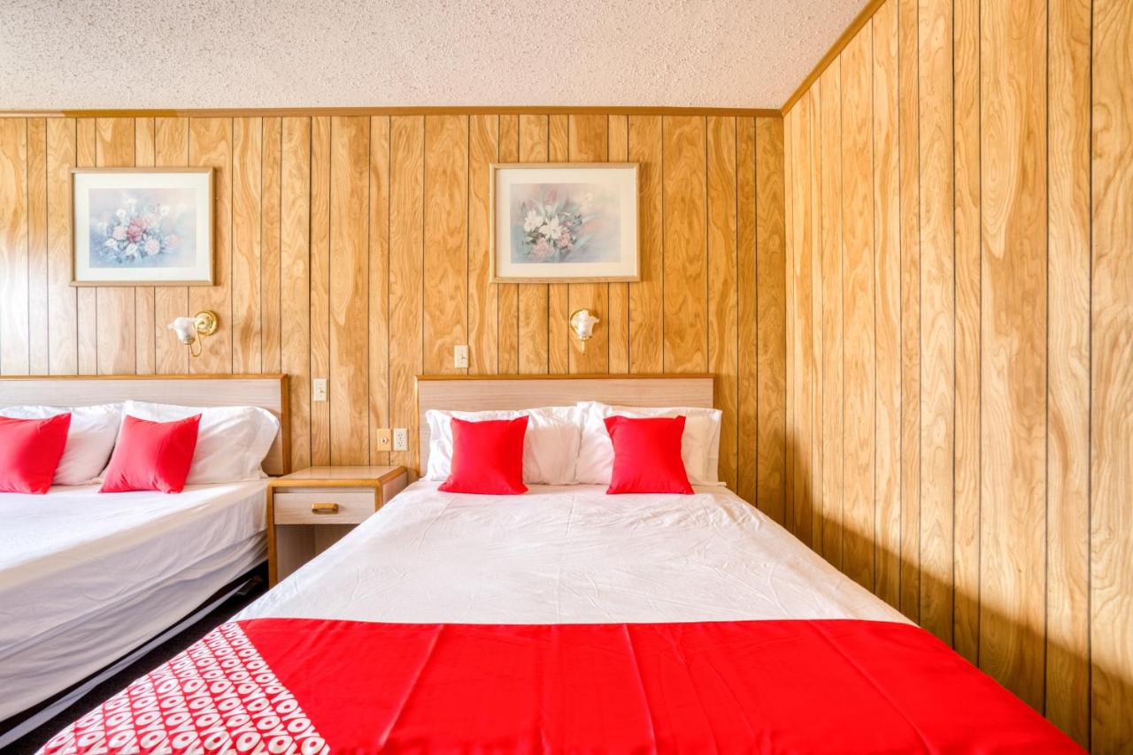 | OYO Hotel Breckenridge TX Hubbard Creek Lake