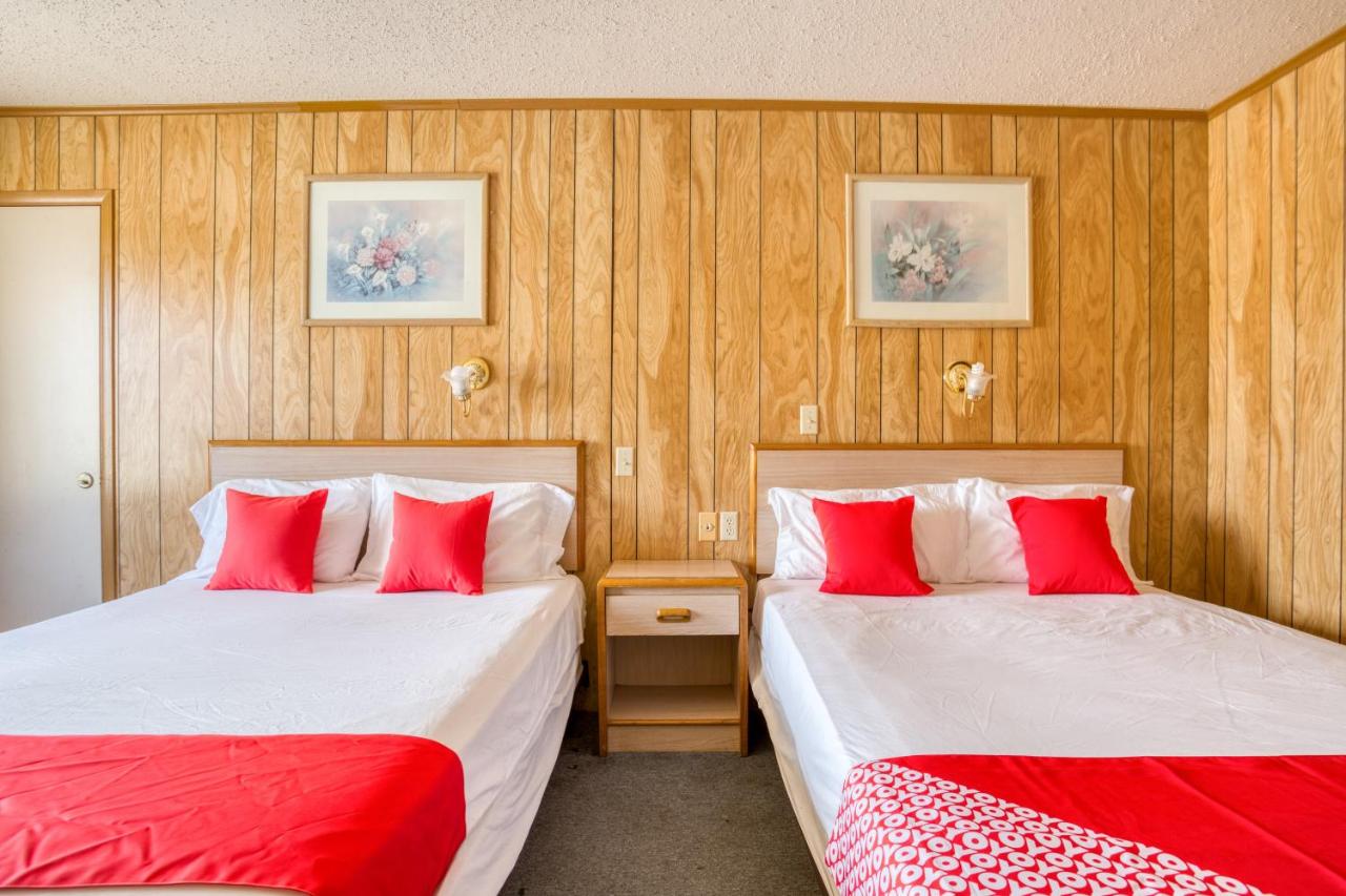 | OYO Hotel Breckenridge TX Hubbard Creek Lake