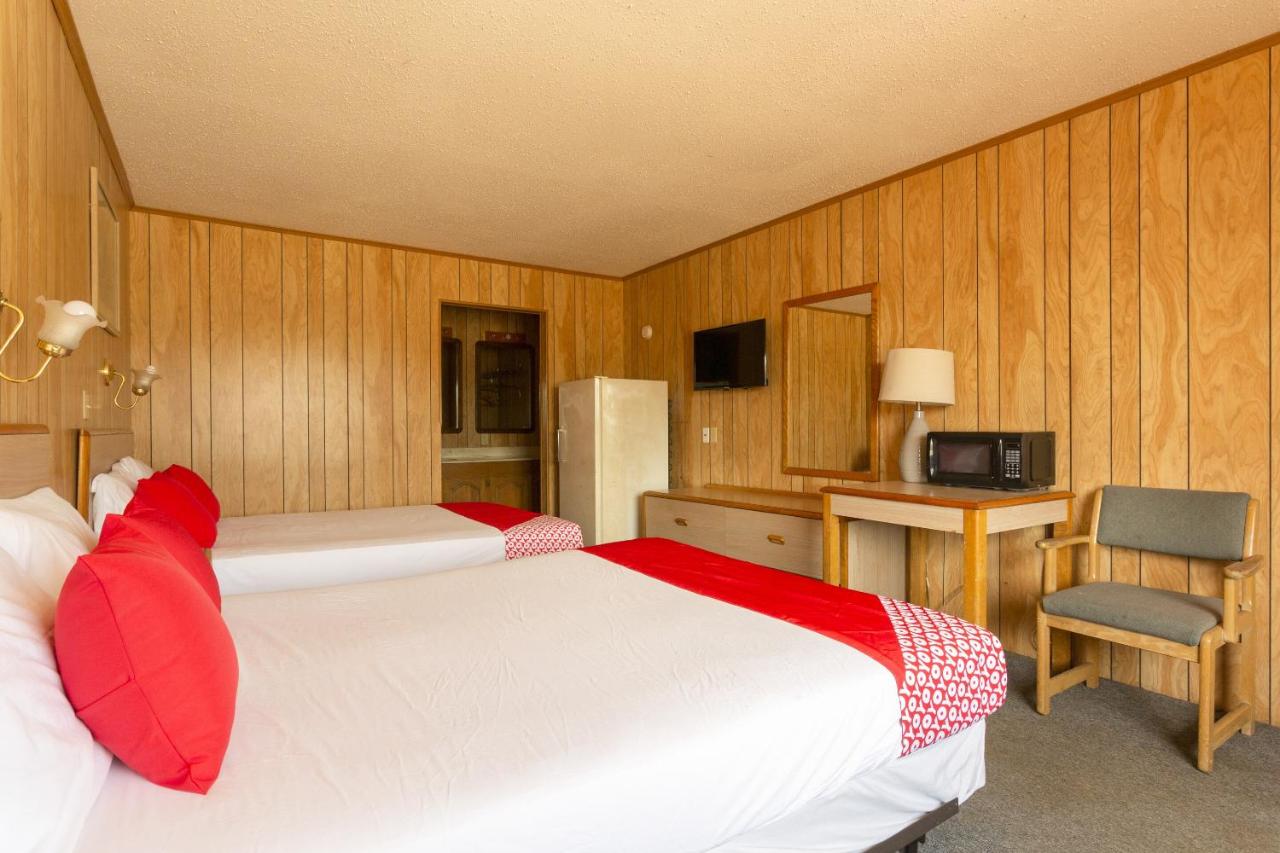 | OYO Hotel Breckenridge TX Hubbard Creek Lake