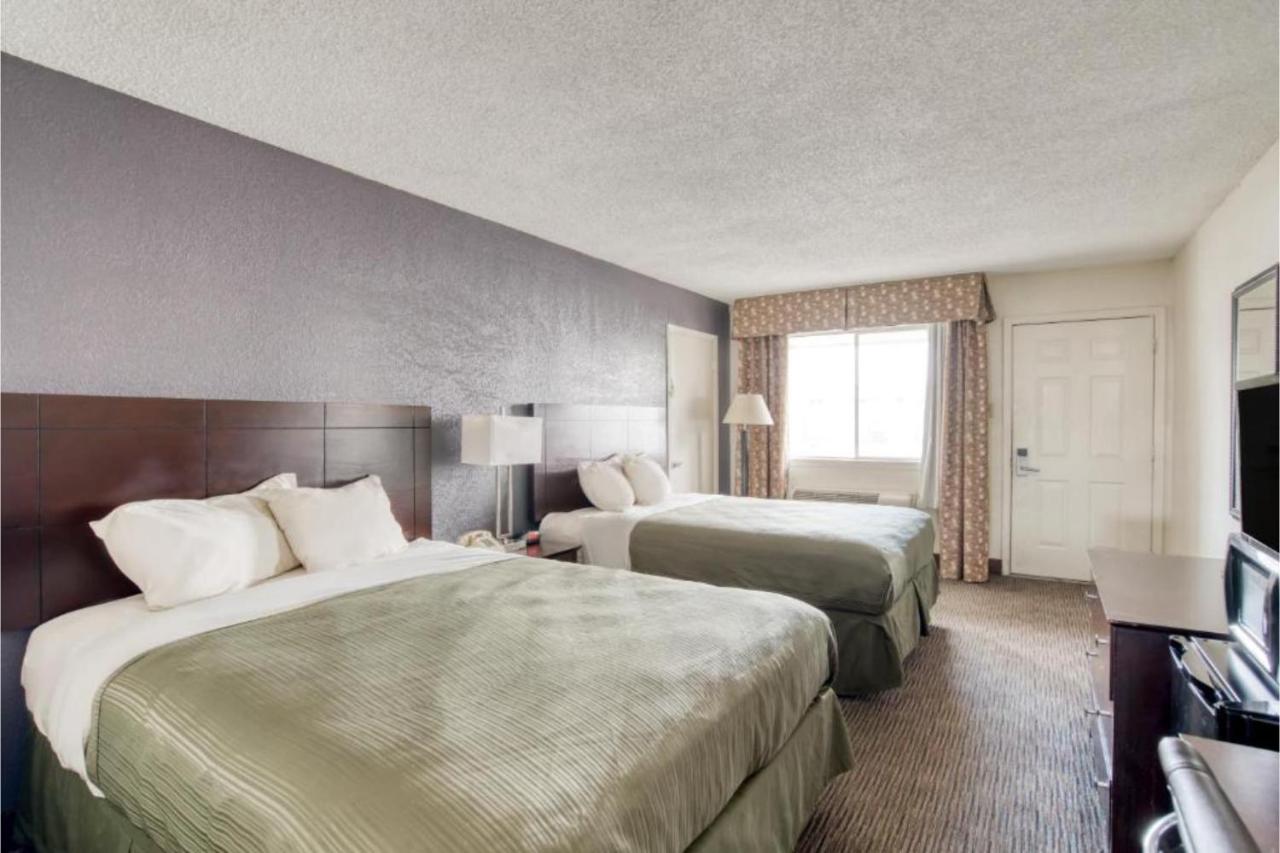 | OYO Hotel Alexandria LA- Hwy 165