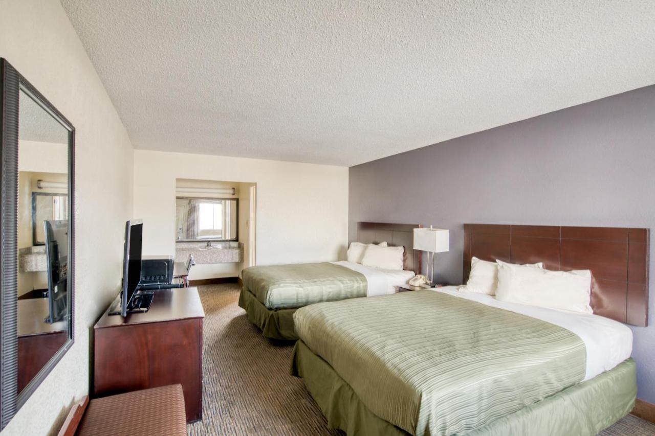 | OYO Hotel Alexandria LA- Hwy 165