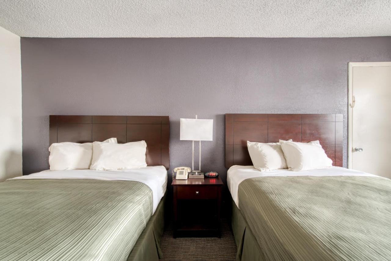 | OYO Hotel Alexandria LA- Hwy 165