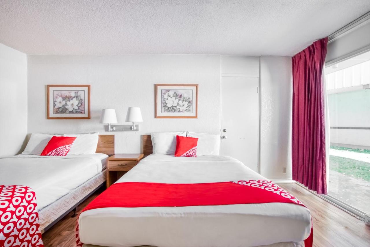 OYO Hotel Brownwood Hwy 67