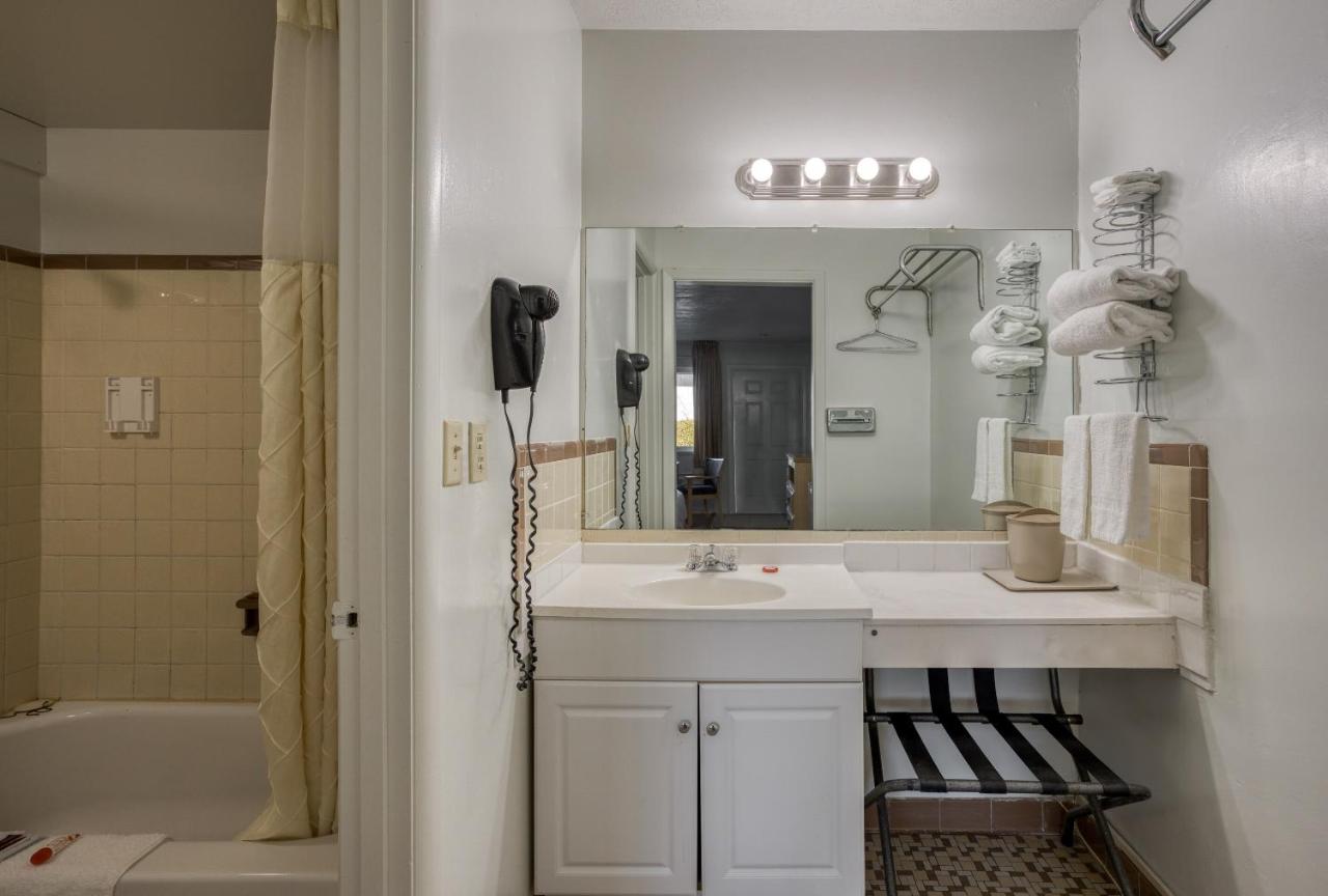 | OYO Hotel Heber Springs Lakeside