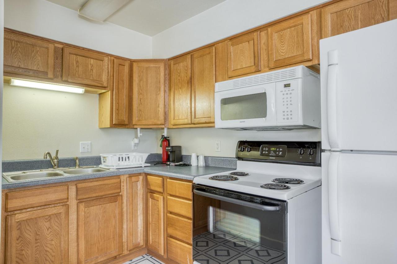 | OYO Hotel Heber Springs Lakeside